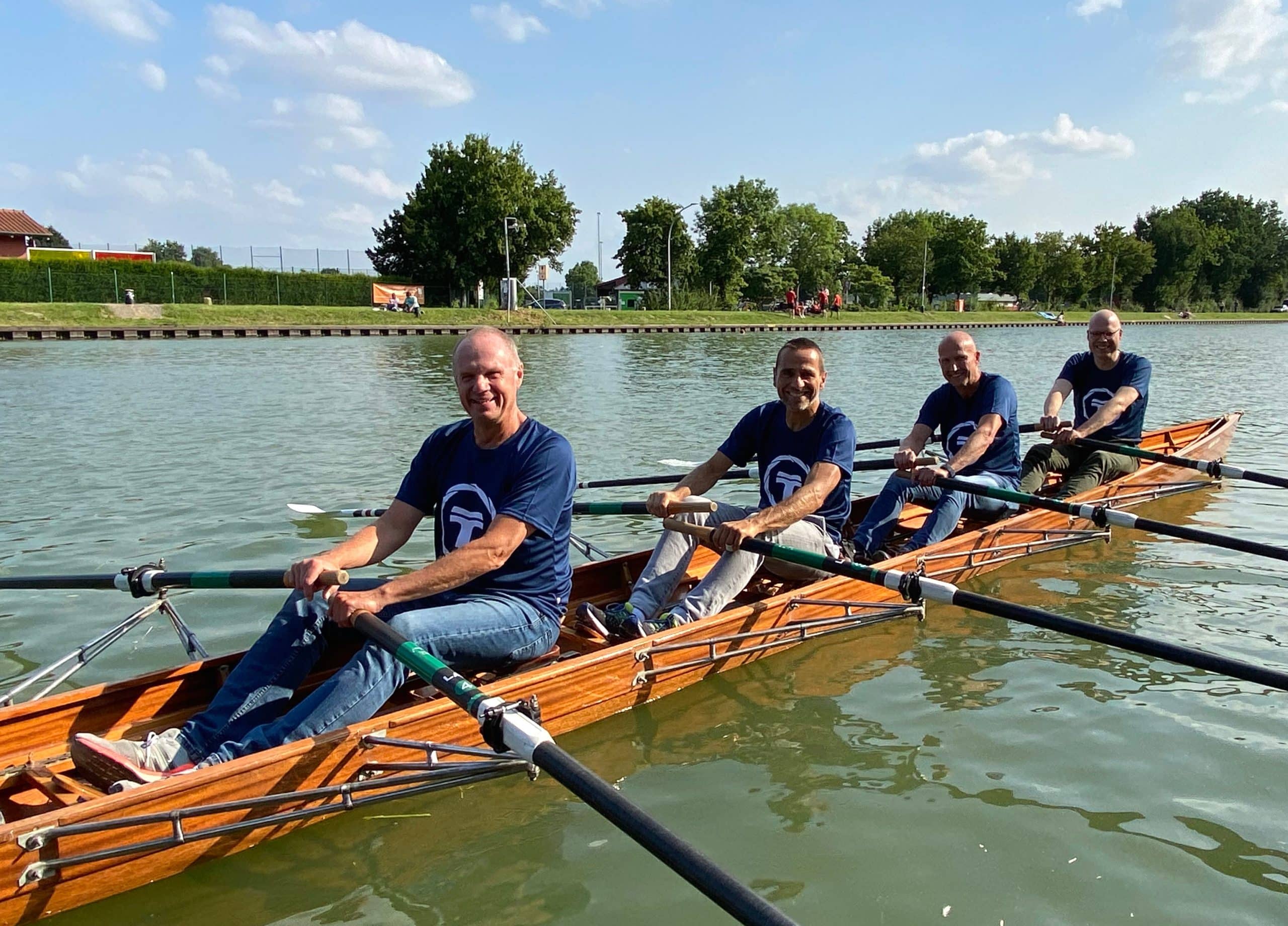 Sitzen jetzt in einem Boot: v.l. Die Gastroenterologen PD Dr. Anton Gillessen (Chefarzt HJK) und Prof. Dr. Bernhard Glasbrenner (Chefarzt SFH) sowie die Chirurgen Prof. Dr. Matthias Brüwer (Chefarzt SFH) und Prof. Dr. Daniel Palmes (Chefarzt HJK) behandeln gemeinsam Patienten mit Erkrankungen des Bauchraums.