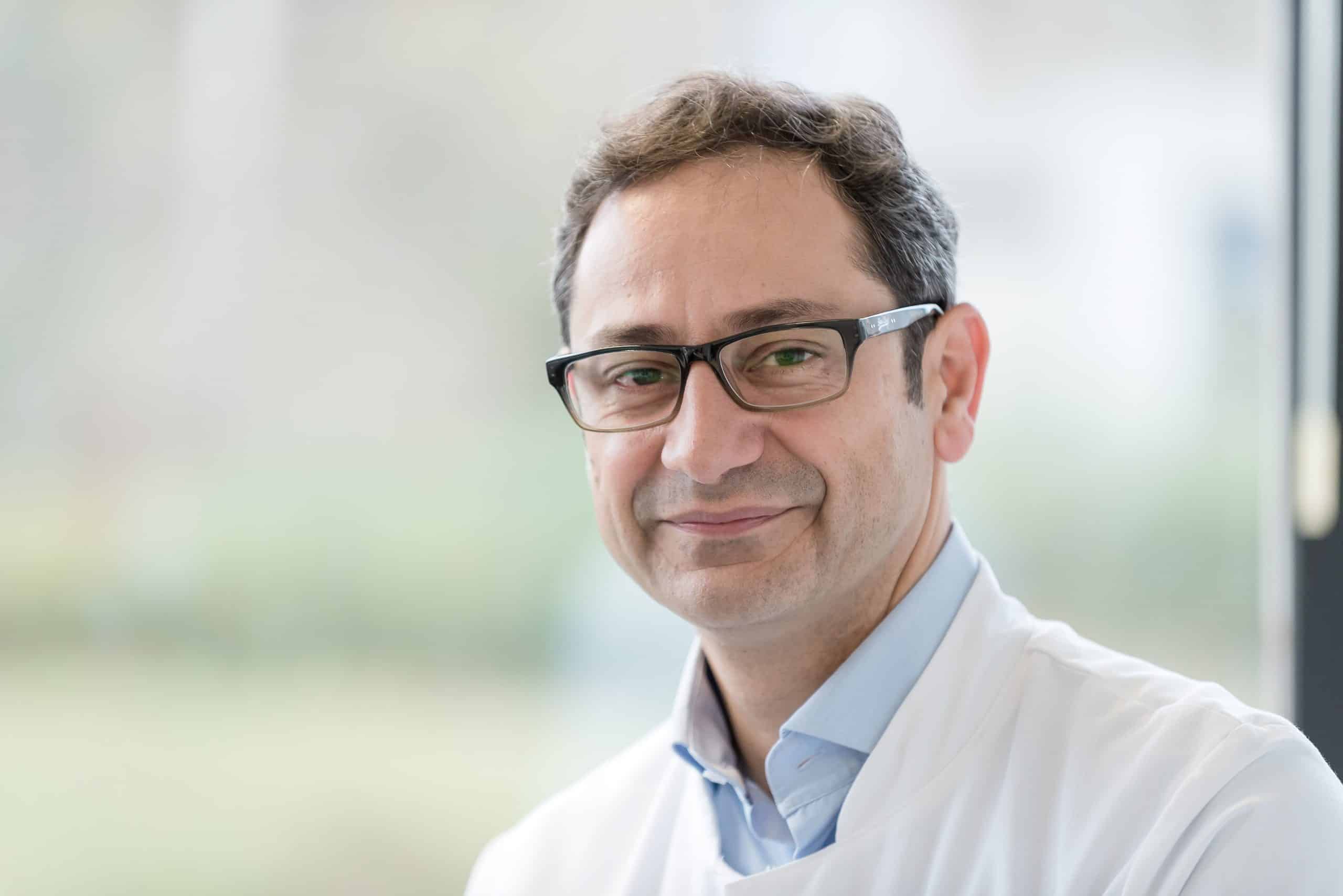 Gute Verträglichkeit und keine schweren Nebenwirkungen: Prof. Heymut Omran, seit 2010 Direktor der Klinik für Kinder- und Jugendmedizin – Allgemeine Pädiatrie am UKM und selbst Vater von zwei Kindern, befürwortet die Impfung von Kindern ab fünf Jahren.