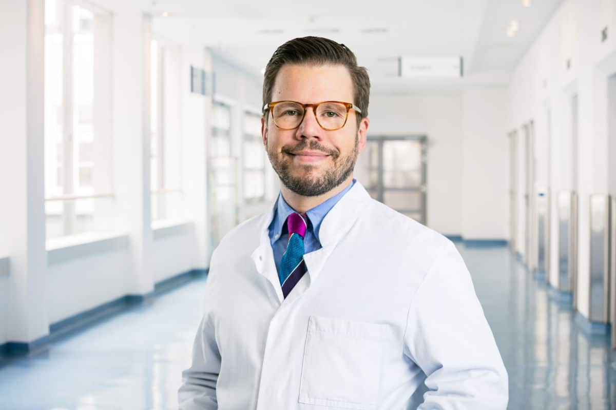 Moderne Strahlentherapie: Dr. Jan Kriz ist Chefarzt der Klinik für Strahlentherapie des Clemenshospitals.