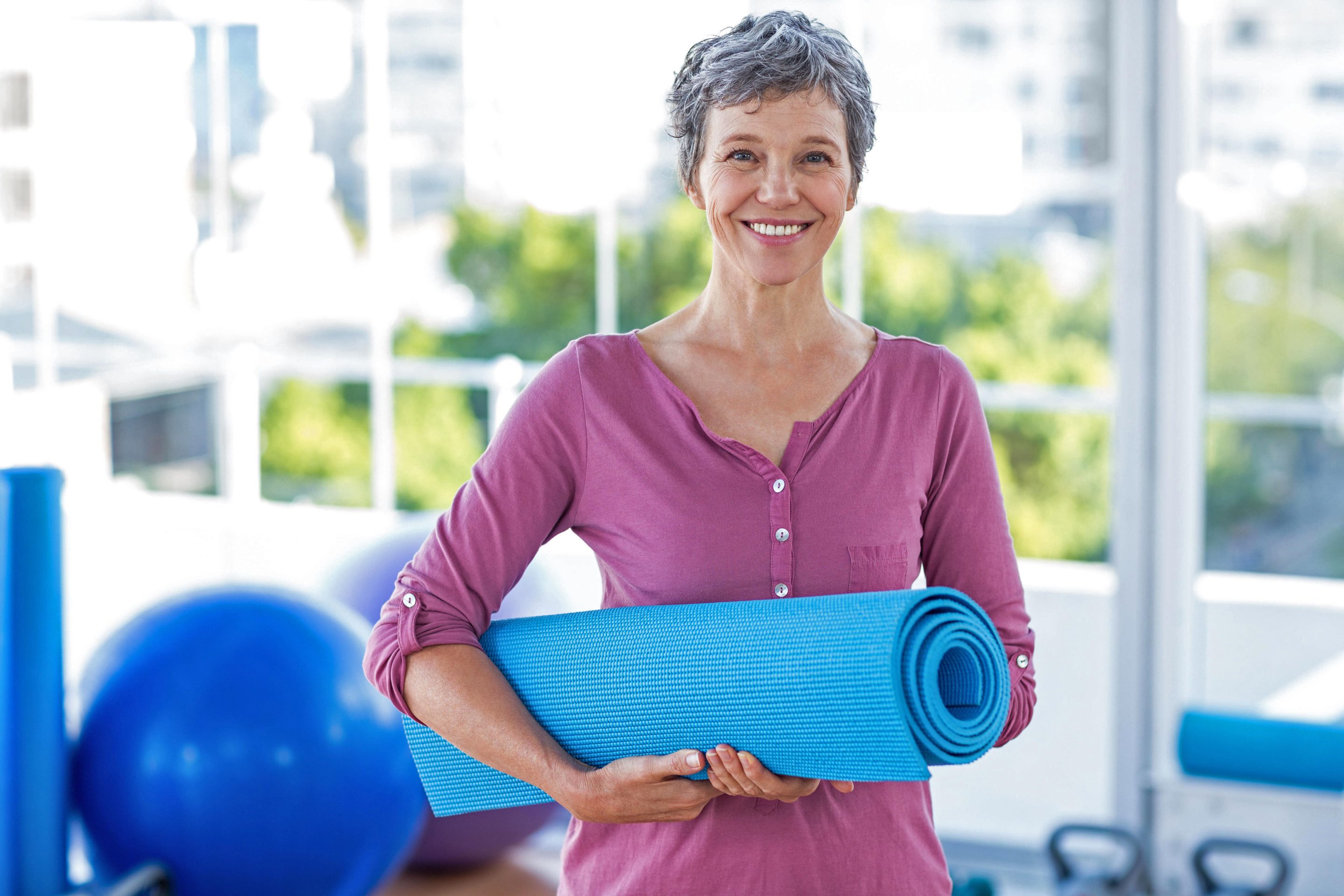 Mit Mistel und Yoga gegen krebsbedingte Fatigue. Foto: DJD/www.helixor.de/Getty Images/Wavebreakmedia