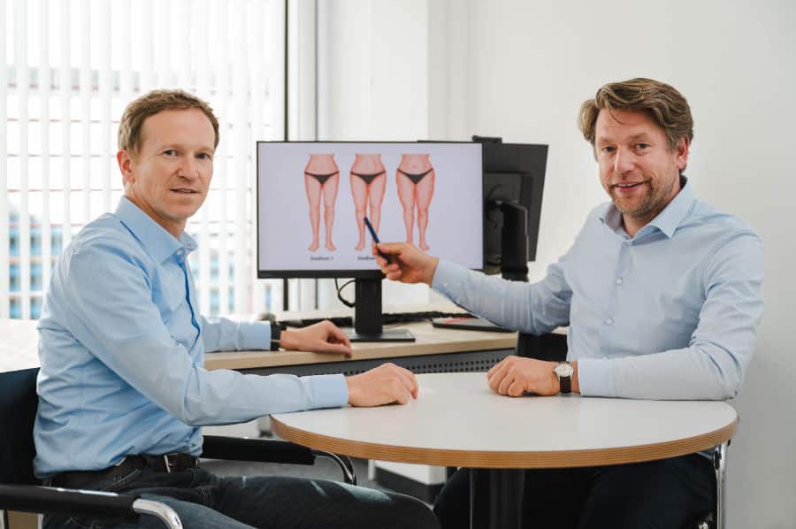 (v.l.) Der Phlebologe Prof. Tobias Görge (UKM-Hautklinik) und Prof. Tobias Hirsch, Leiter der Plastischen Chirurgie am UKM und in der Fachklinik Hornheide, sind zu Gast im UKM-OnlineTalk zum Thema Lipödem. Foto (UKM/Heine)