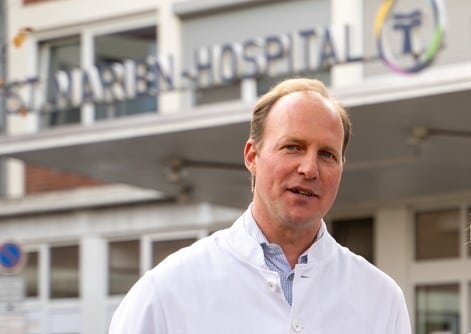 Dr. Immanuel von Bar leitet die Abteilung Allgemein- und Viszeralchirurgie im St. Marien-Hospital in Lüdinghausen und ist Chefarzt der Chirurgie.